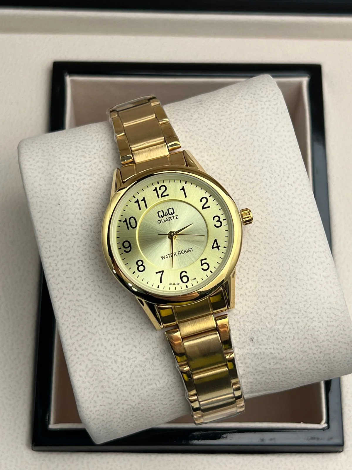 Reloj Dama Q&Q Numeros