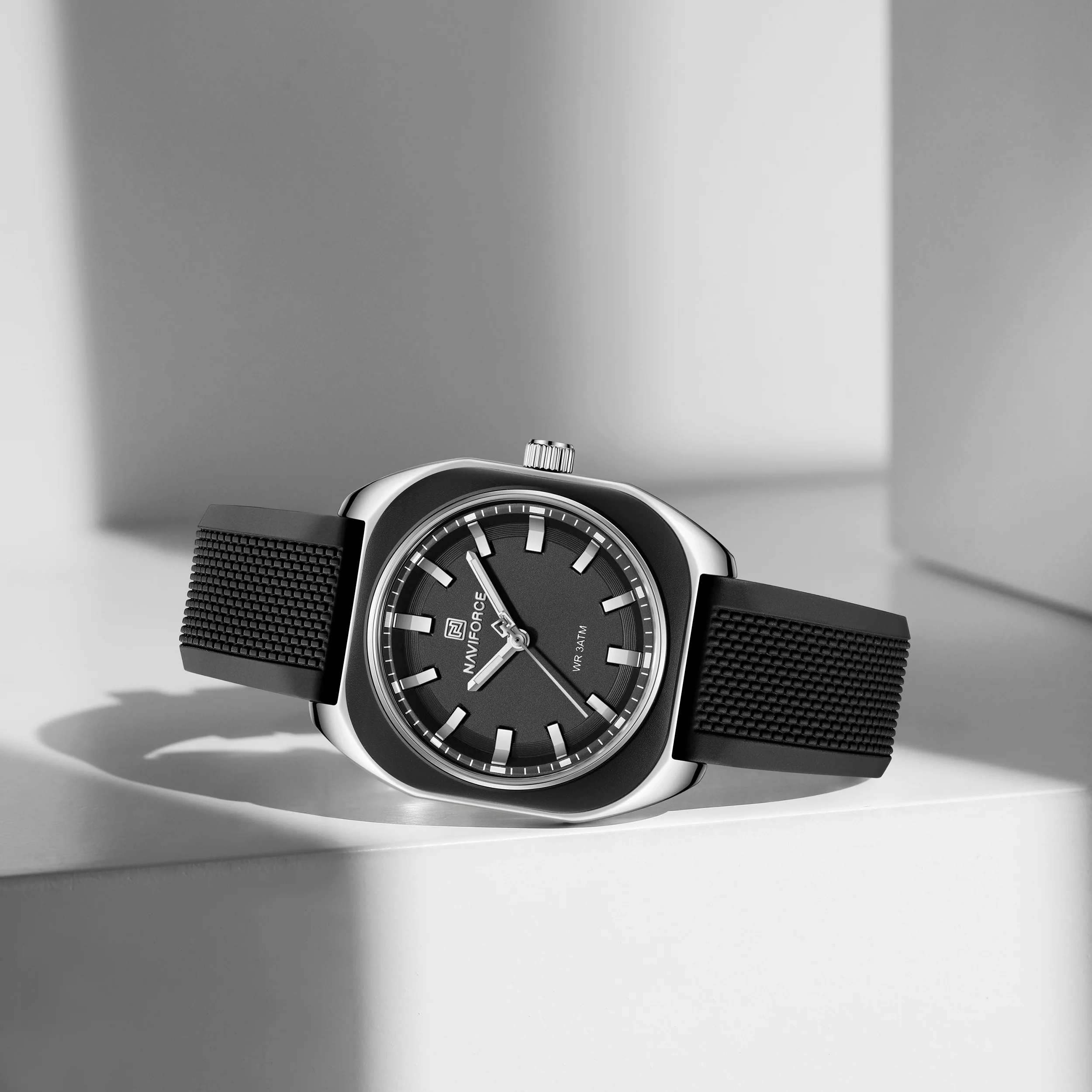 Reloj Naviforce de Dama 5061 - Image 4