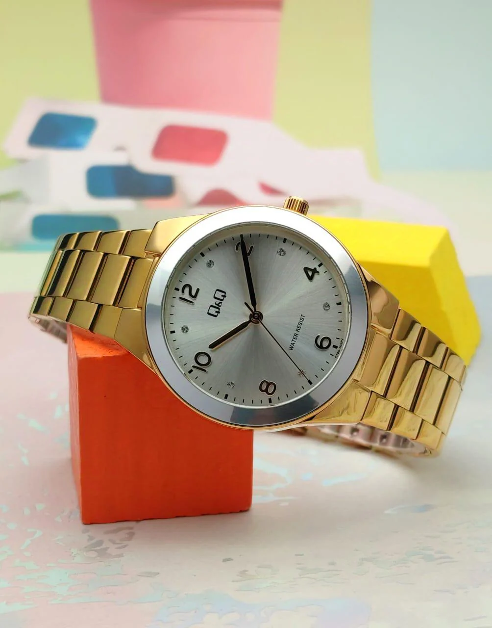 Reloj para dama Q&Q Q78BD
