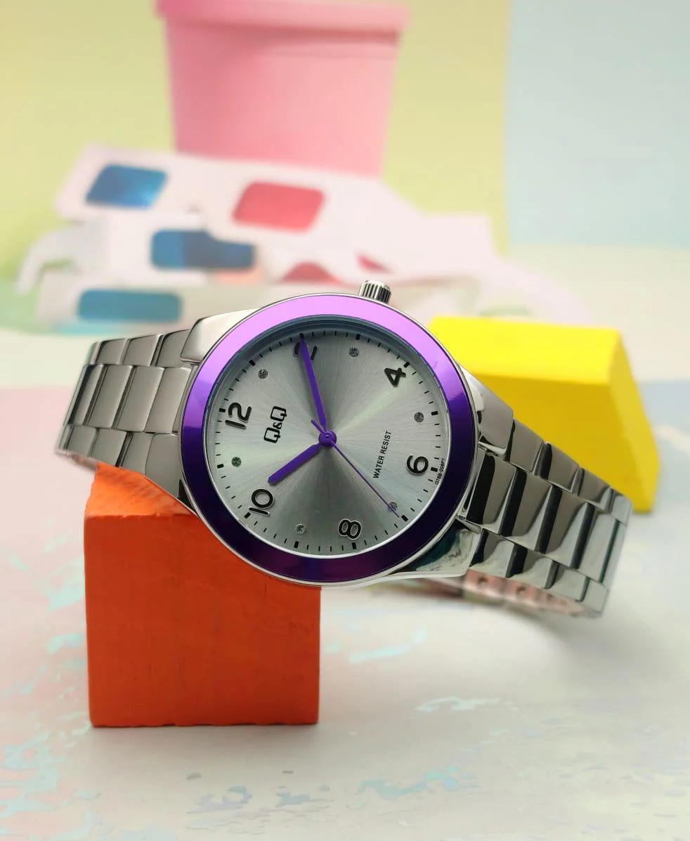 Reloj para dama Q&Q Q78BD - Image 5