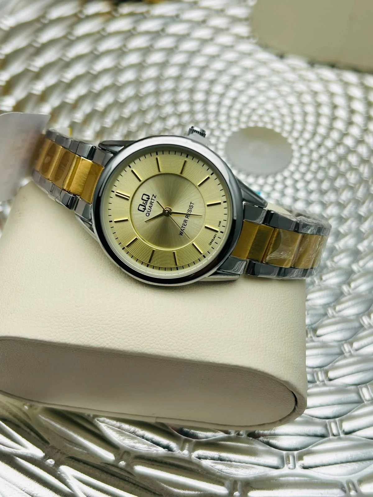 Reloj Q&Q  Dama 08A-003PY - Image 5