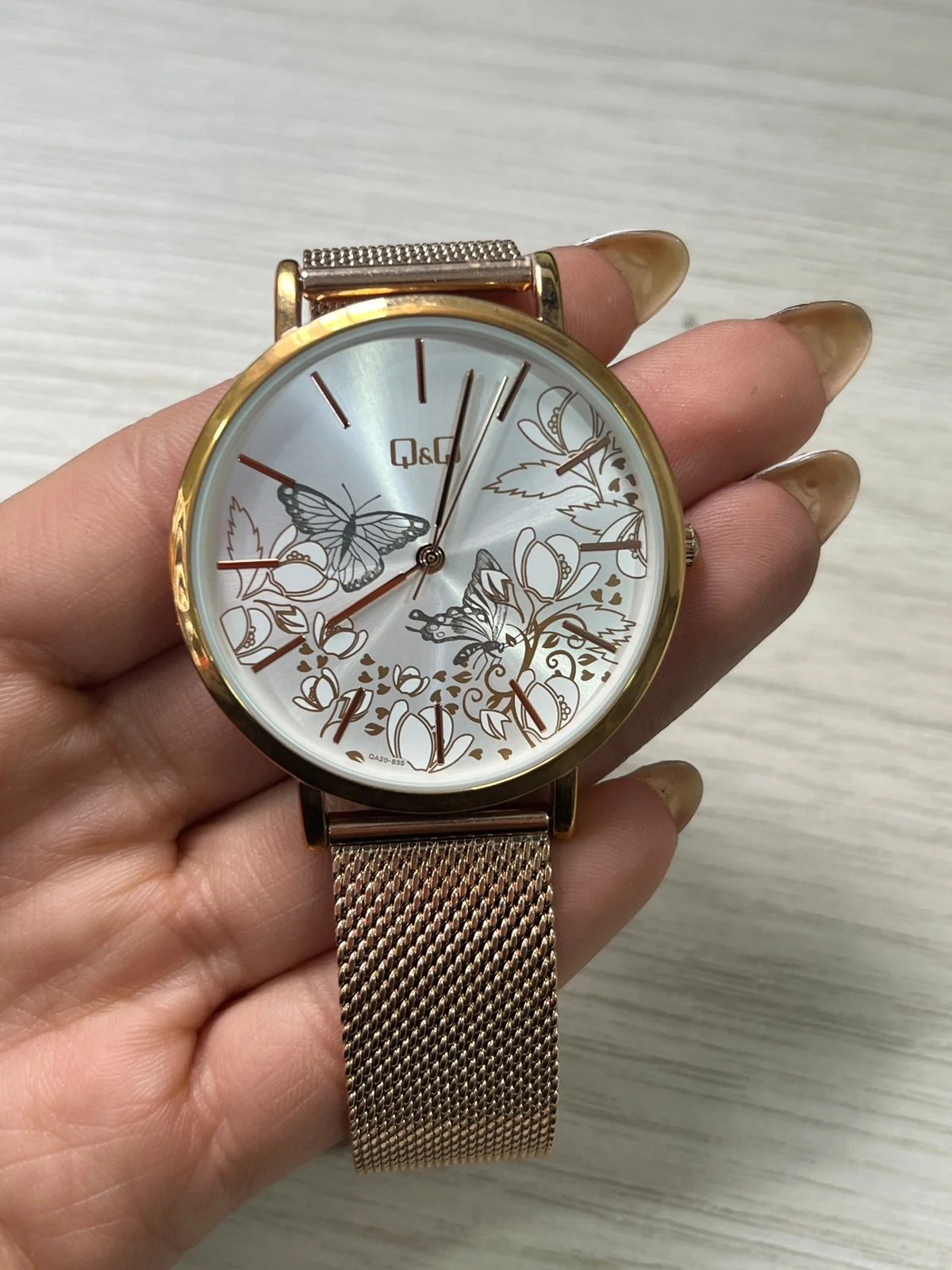 Reloj Q&Q Mariposa