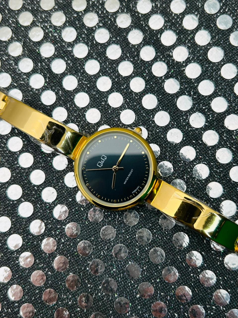 Reloj Q&Q para dama pulsera - Image 6