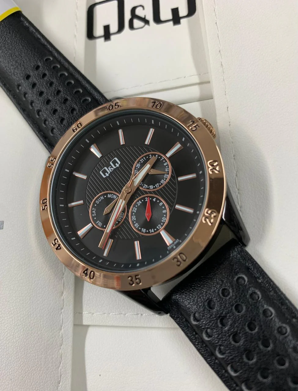 Reloj Q&Q para hombre