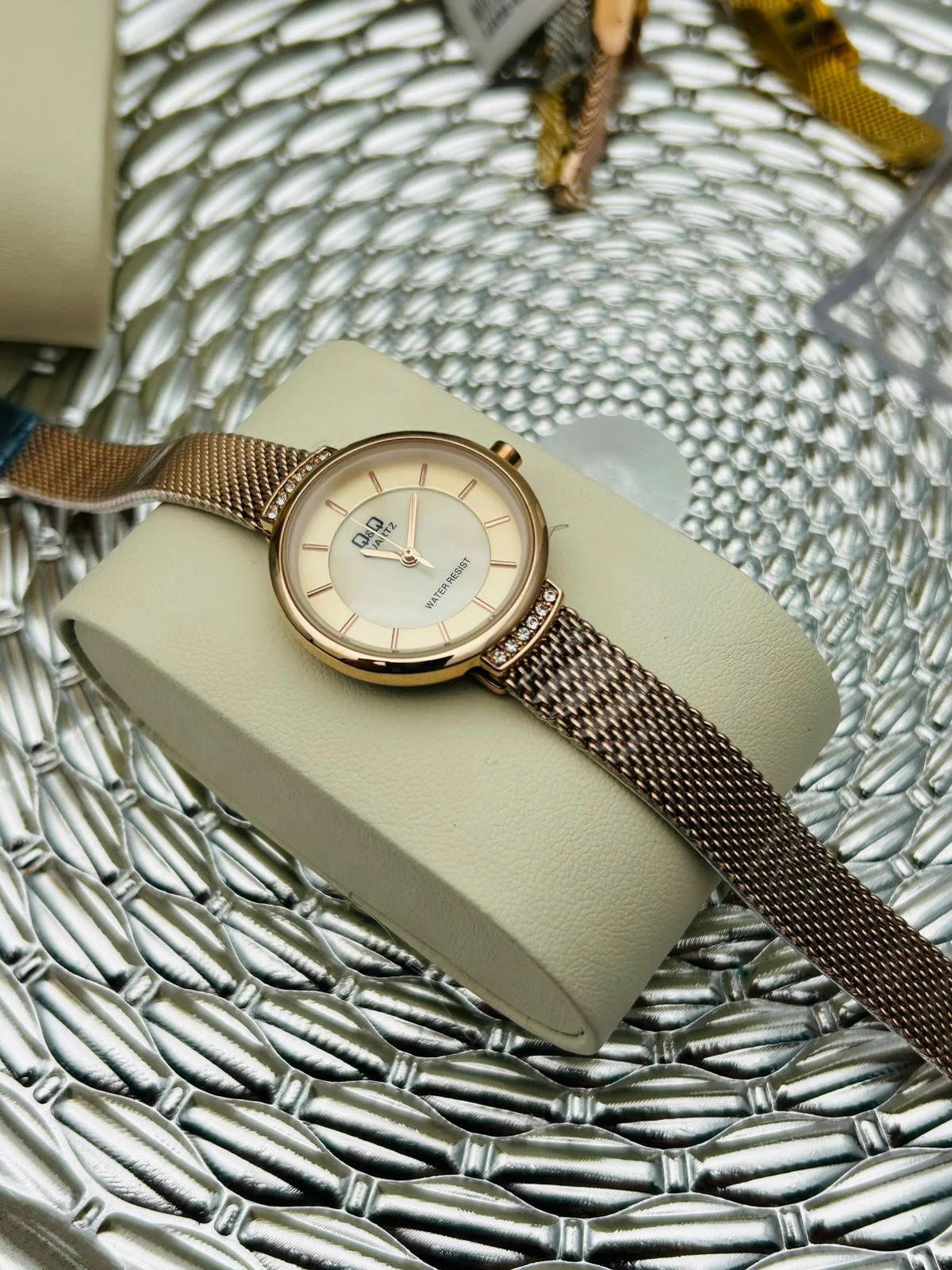 Reloj Q&Q para Mujer 💕 - Image 3