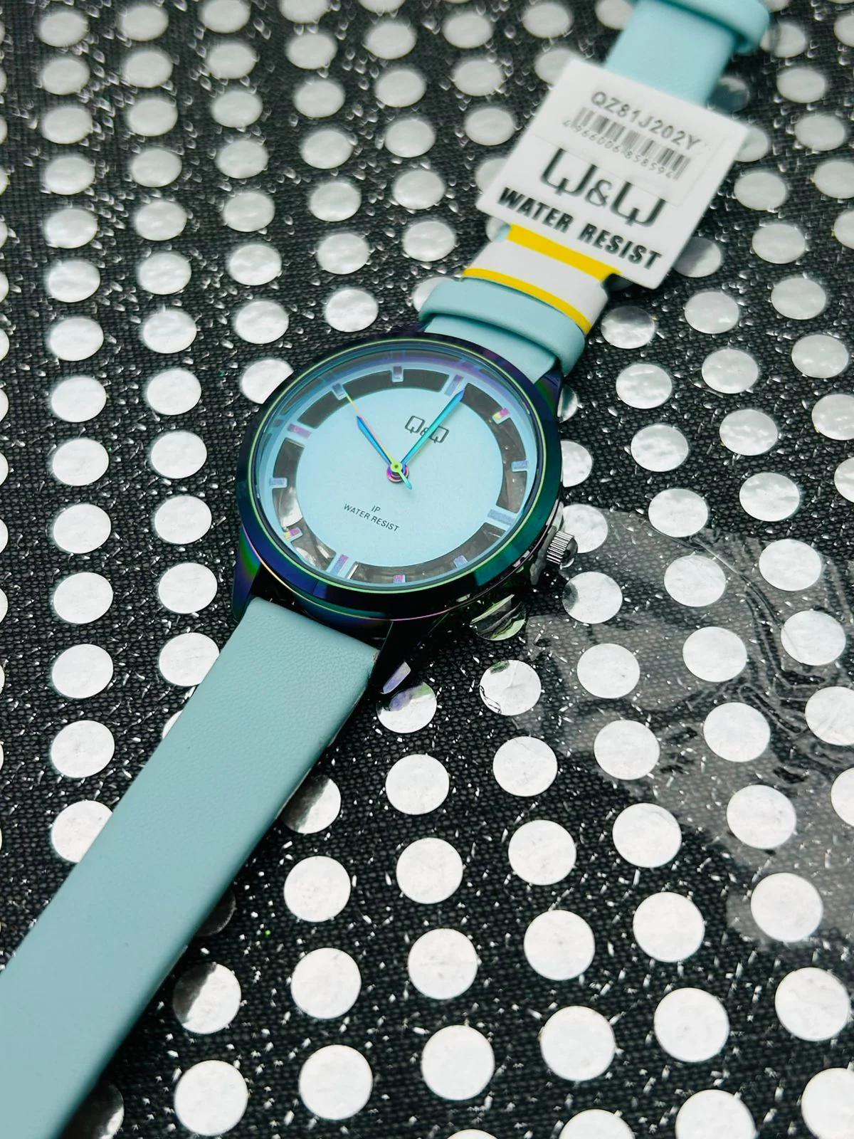 Reloj Q&Q Pulso en Cuero Dama - Image 4