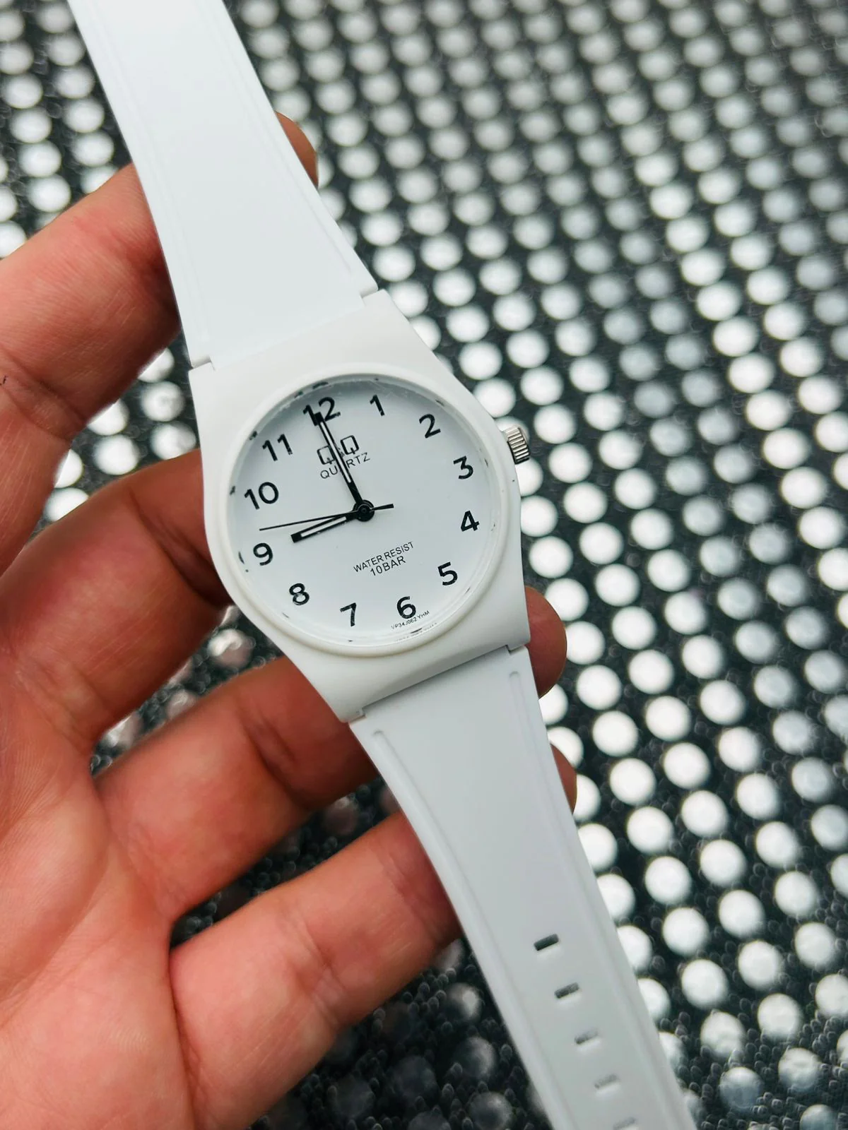 Reloj Q&Q Pulso en Goma - Image 6